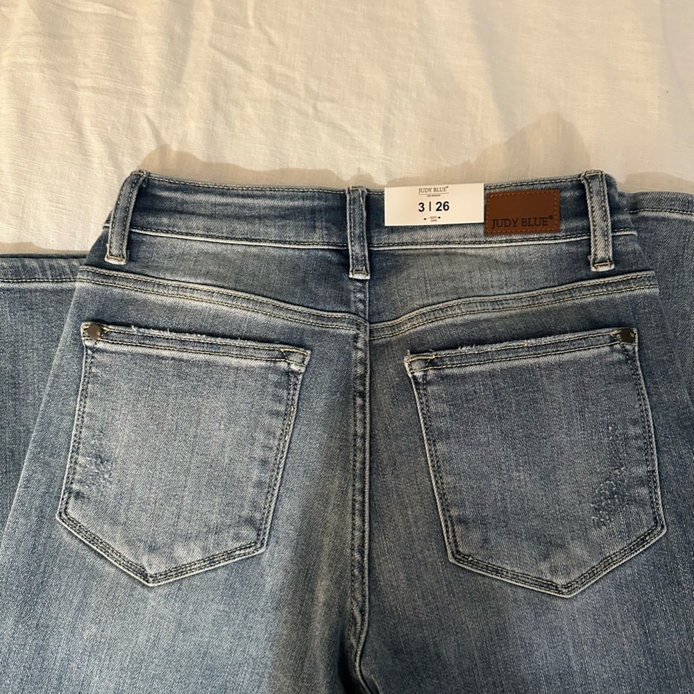 Judy Blue Ashley Mid Rise Bootcut Jeans (3/26) - Picture 7 of 8